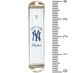 NY-Yankees-Mezuzah-241605-1
